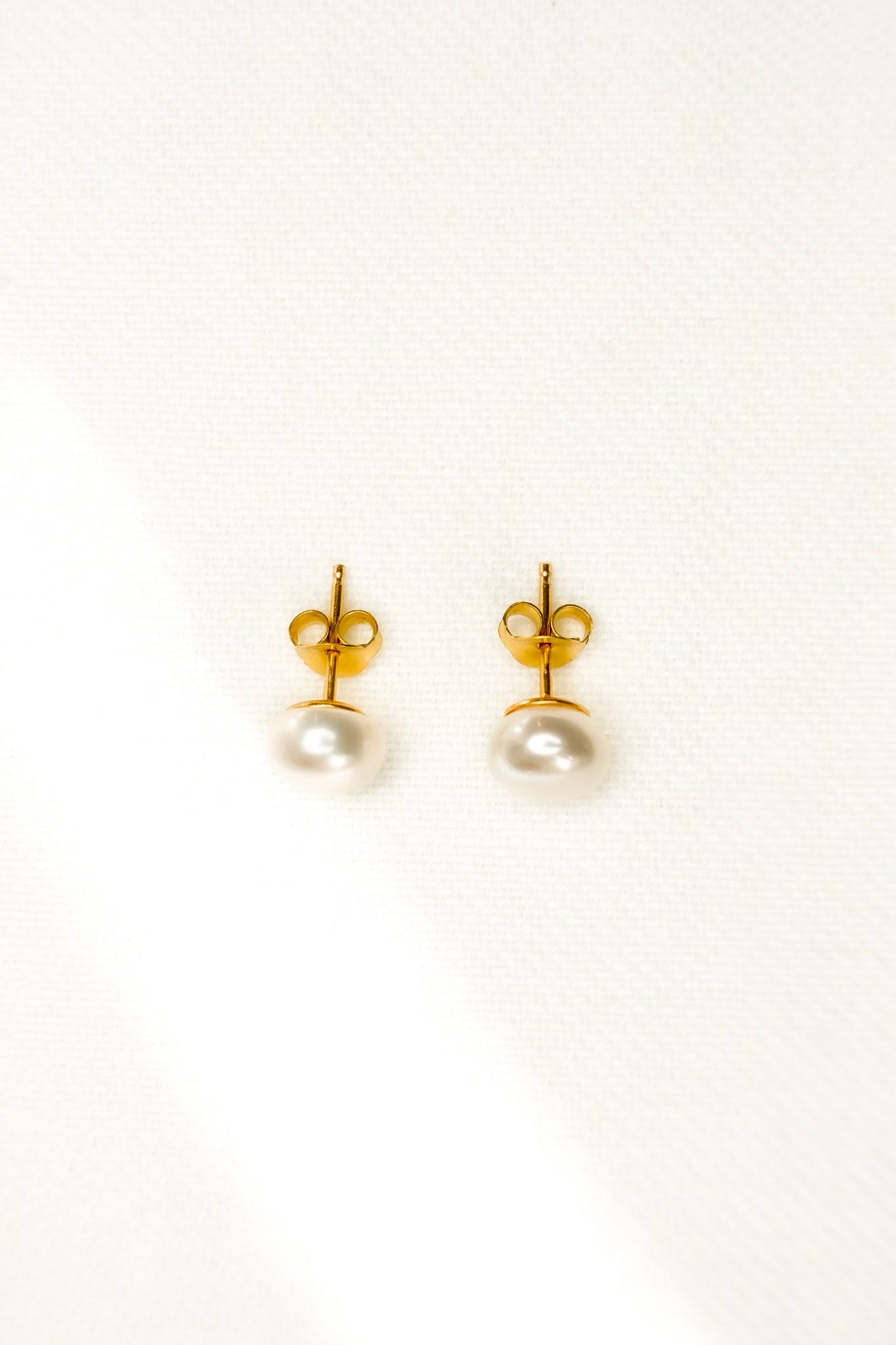 Perla Studs