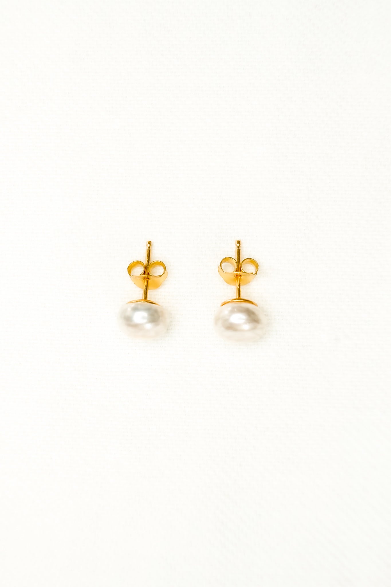 Perla Studs