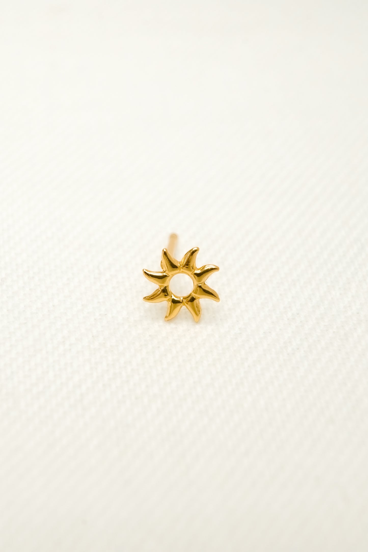 Zola Studs