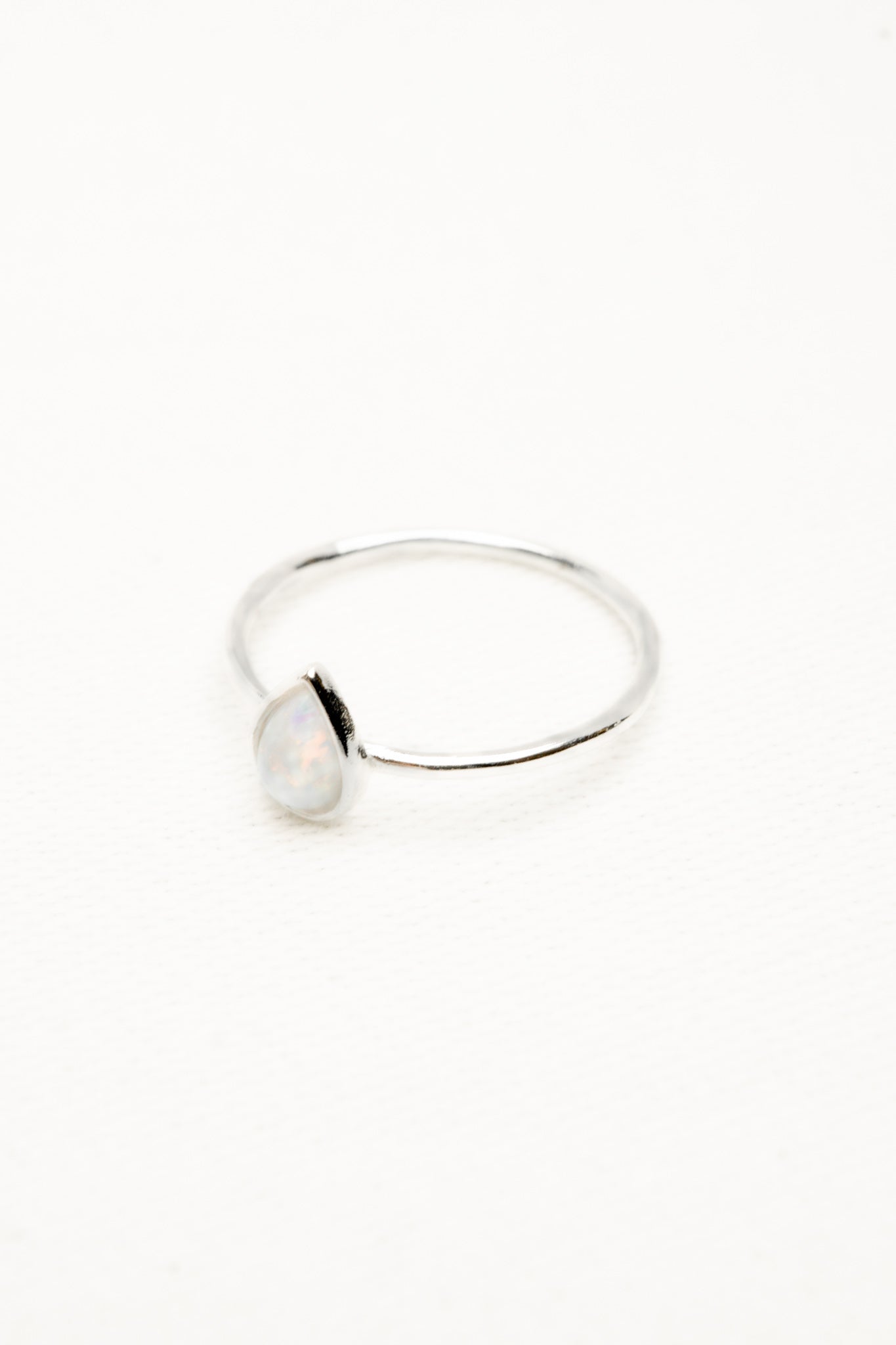Yto Ring mit Opal